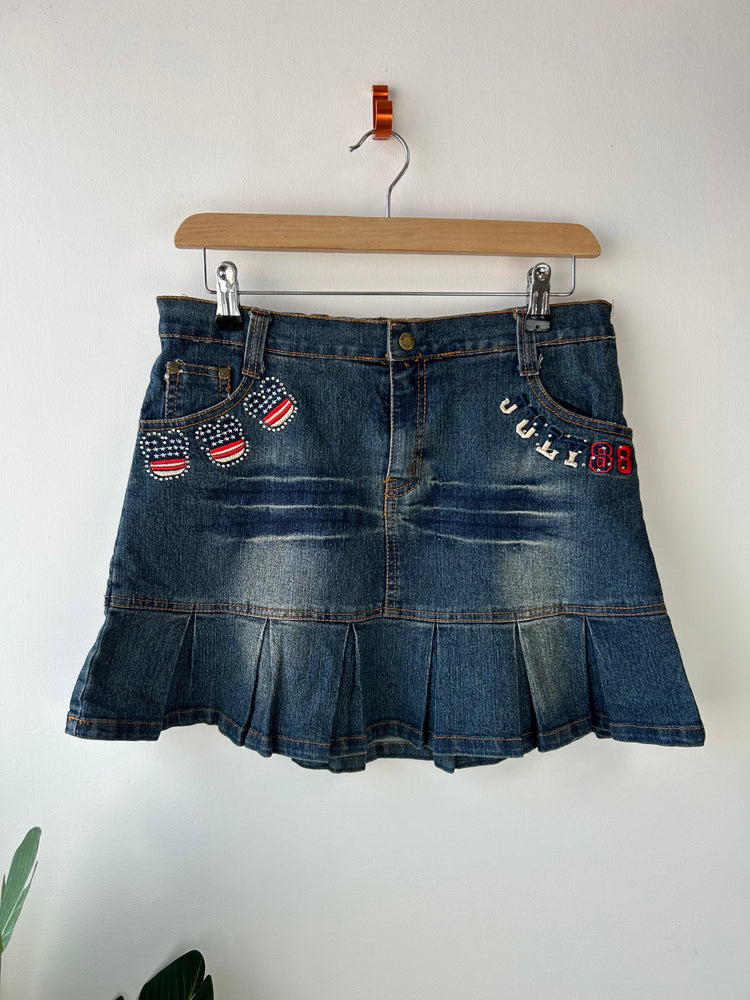 Vintage Denim Pleated Disney Skirt W25"