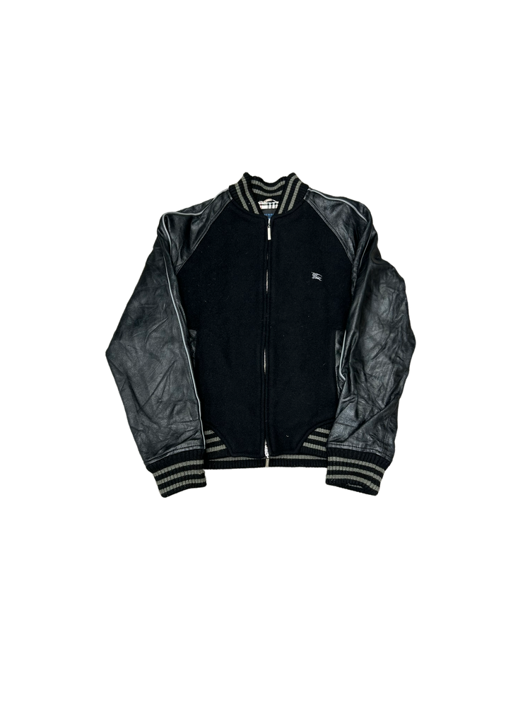 
                
                    Load image into Gallery viewer, Burberry Bomber Jacket M
                
            